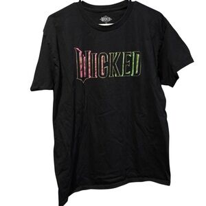 Wicked movie black graphic tee shirt Large